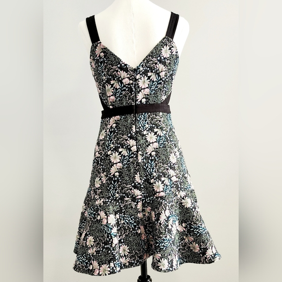 🌷2 for $20 FOREVER NEW Women Short Dress Size 6 Black Floral Sleeveless A line - Picture 3 of 11